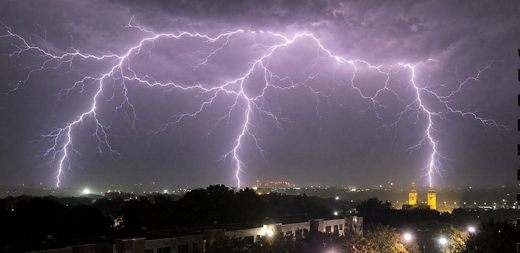 Waarnemingen juni 2026 : zeer warm, zeer vochtig, zeer onweersachtig.